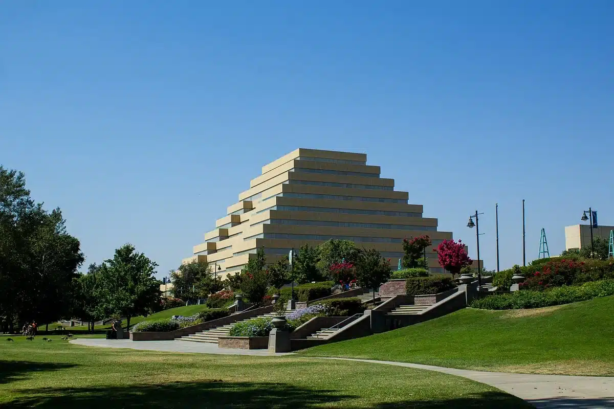 River Walk Park in West Sacramento, CA with the Ziggurat building in the background on a sunny day